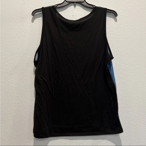 Black and White Graphic Tank Top - Picture 3 of 3